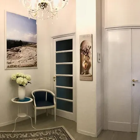Casa Di Alice Luxury Hospitality - Elevator, Fast Wifi Appartamento