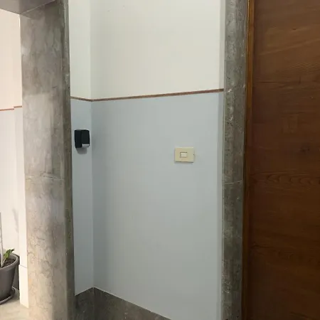 Casa Di Alice Luxury Hospitality - Elevator, Fast Wifi Apartment *