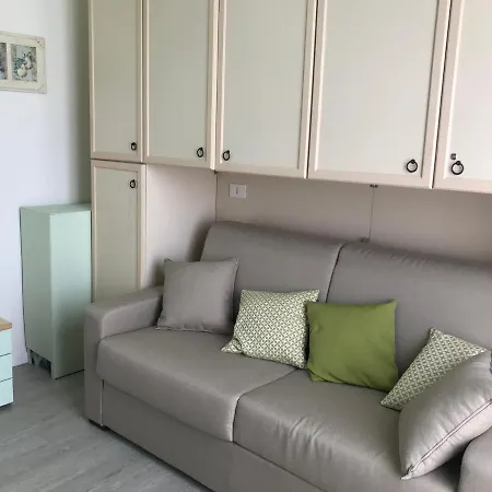 Casa Di Alice Luxury Hospitality - Elevator, Fast Wifi Apartment *