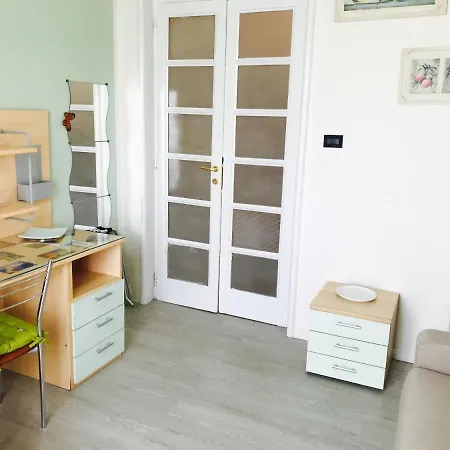 Casa Di Alice Luxury Hospitality - Elevator, Fast Wifi Apartment